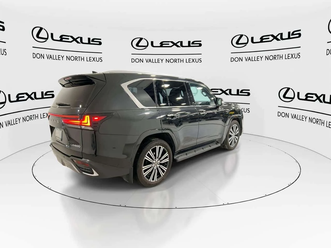 Lexus LX 600 Luxury* Mark Levinson* 360* HUD* ОБДУХВАНЕ* , снимка 7 - Автомобили и джипове - 53997883
