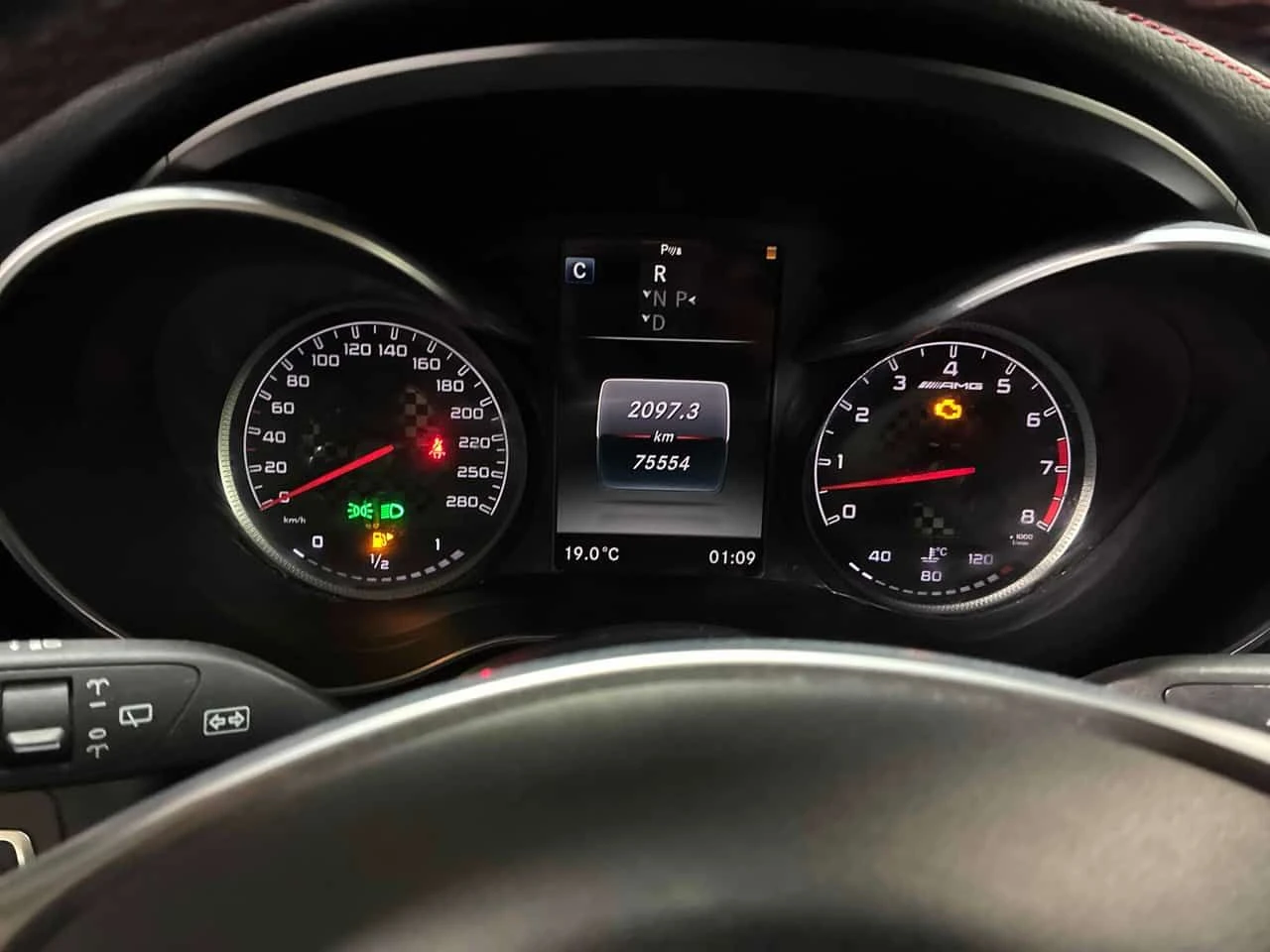 Mercedes-Benz GLC 43 AMG * ВЪЗМОЖНОСТ ЗА ФИНАНСИРАНЕ * , снимка 8 - Автомобили и джипове - 54977834