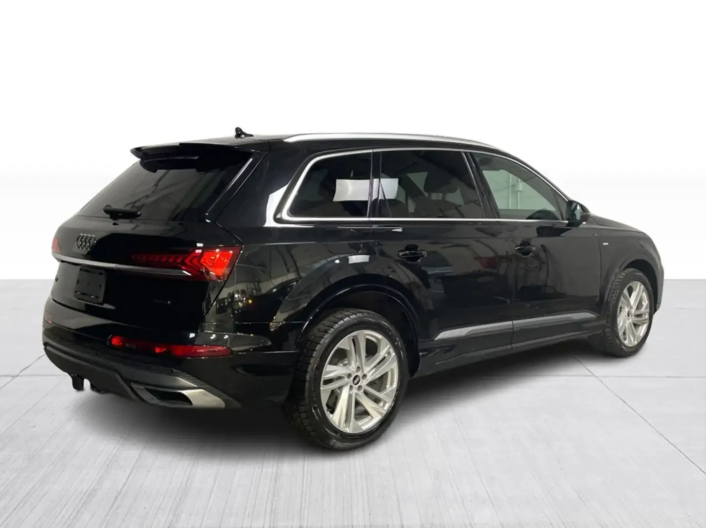 Audi Q7 55TFSI* MATRIX* S* LINE* ПАНОРАМА* 360КАМЕРА* , снимка 3 - Автомобили и джипове - 55058494