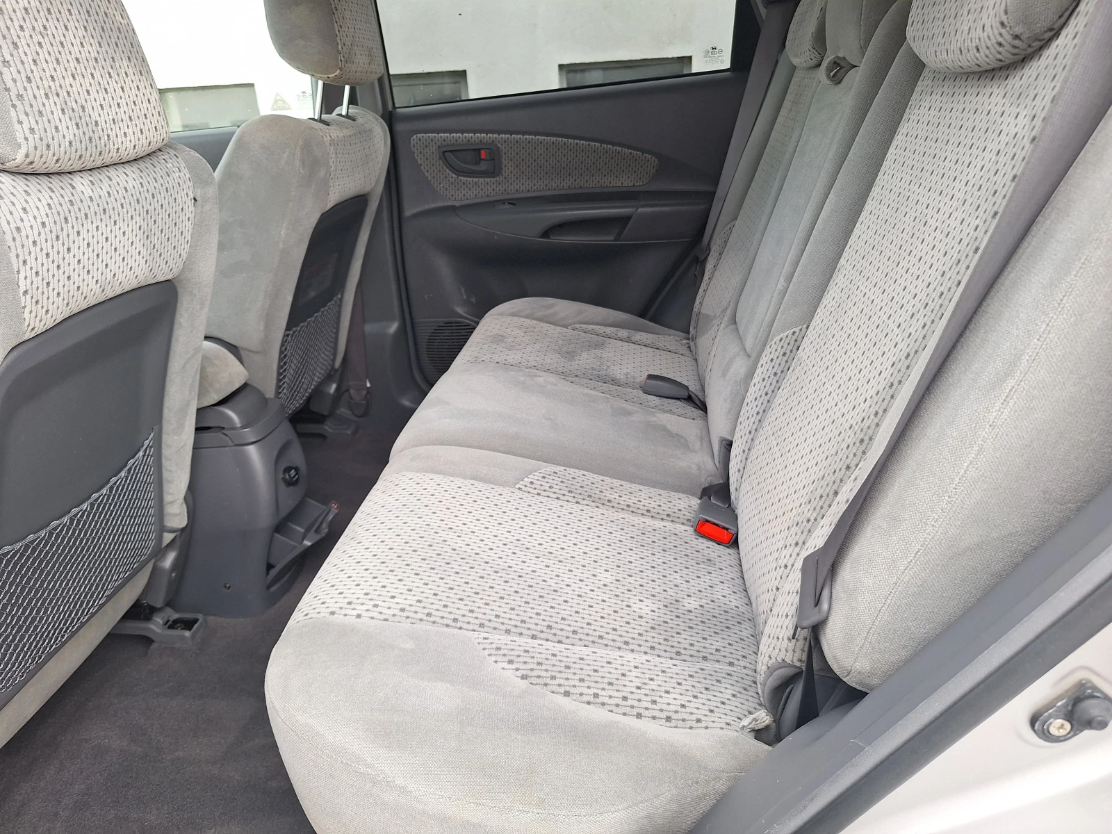 Hyundai Tucson 2.0i gaz 4x4, снимка 15 - Автомобили и джипове - 55148303