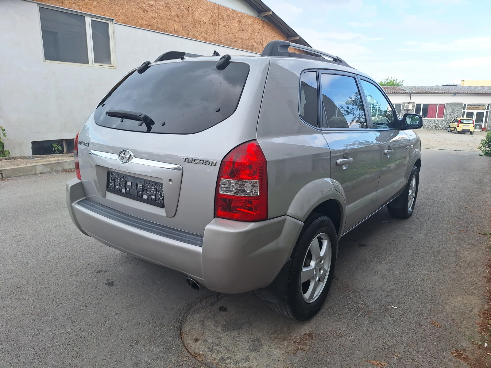 Hyundai Tucson 2.0i gaz 4x4, снимка 5 - Автомобили и джипове - 55148303