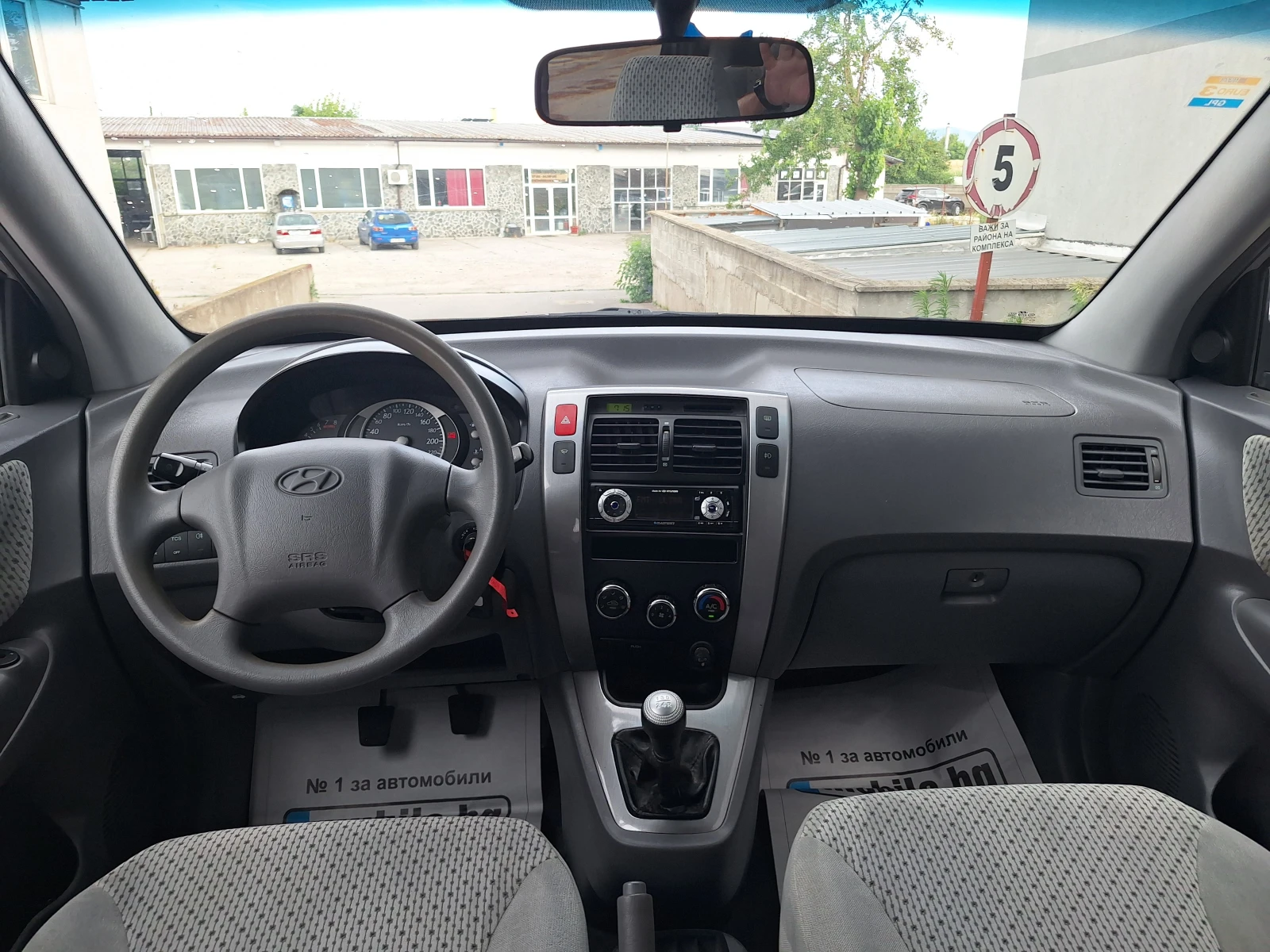 Hyundai Tucson 2.0i gaz 4x4, снимка 13 - Автомобили и джипове - 55148303