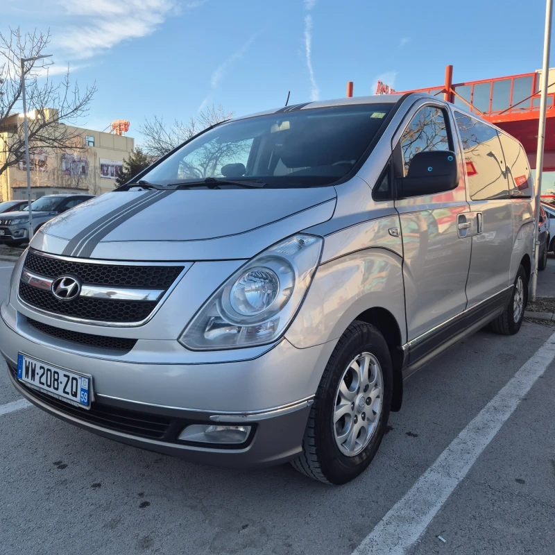 Hyundai H1 2.5d 4+ 1 места кожа, снимка 6 - Бусове и автобуси - 52907934