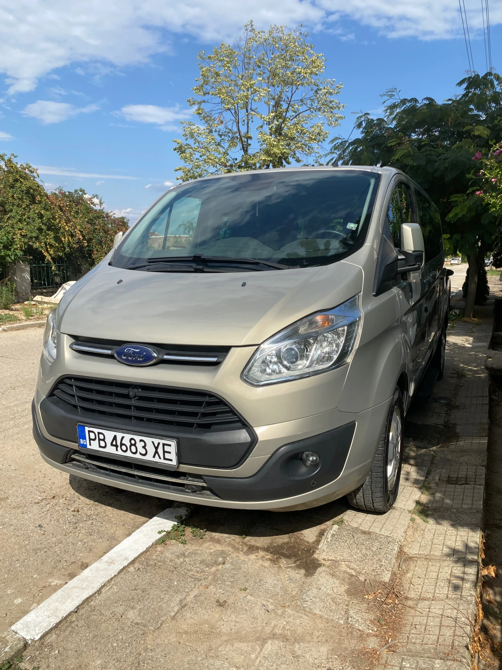 Ford Tourneo CUSTOM TITANIUM 2.0 170k, снимка 3 - Бусове и автобуси - 55692806