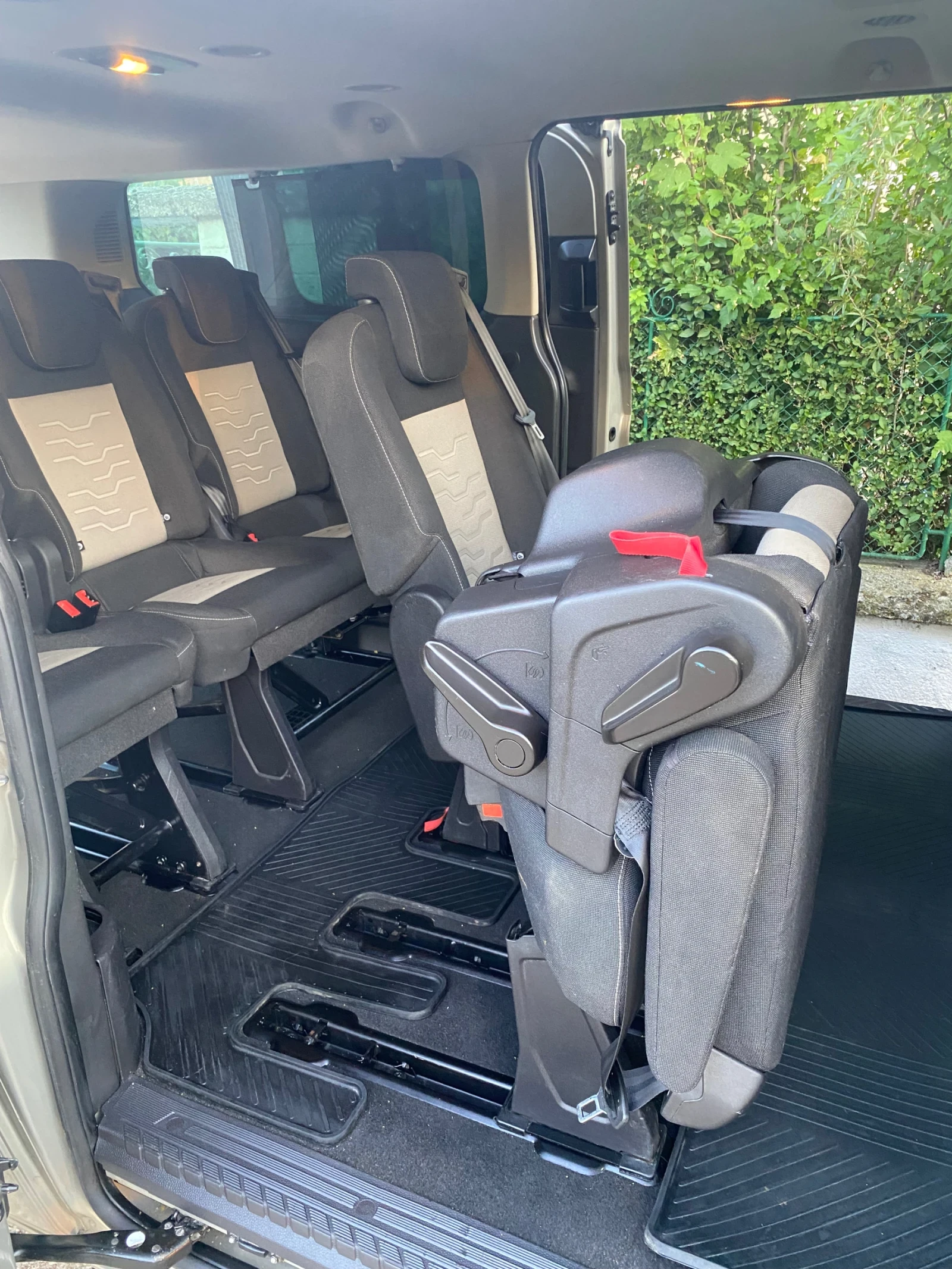 Ford Tourneo CUSTOM TITANIUM 2.0 170k, снимка 6 - Бусове и автобуси - 55692806