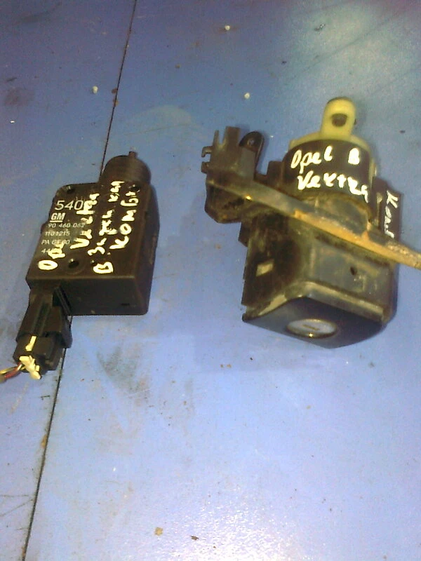 ключалка за заден капак за Опел Вектра Б комби