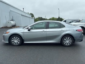Toyota Camry * Auto * CARFAX * ОПЦИЯ ЗА ФИНАНСИРАНЕ * , снимка 2