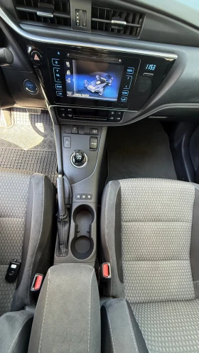 Toyota Auris - 25900 лв. - 10670384 9