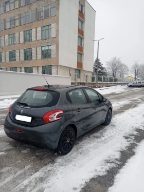 Peugeot 208 Peugeot 208  - 4200 € / 8214.49 лв. - 65142536 5