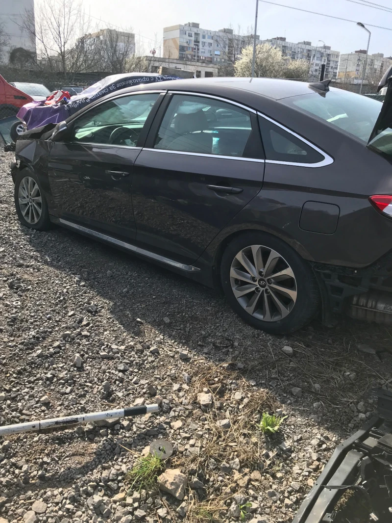 Hyundai Sonata 2.4 GDI facelift automat, снимка 2 - Автомобили и джипове - 47433920