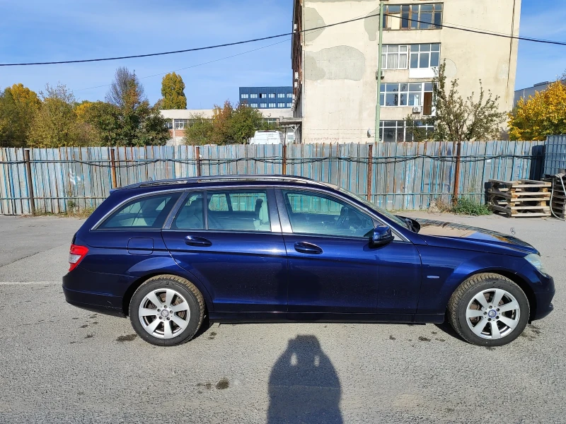 Mercedes-Benz C 220, снимка 3 - Автомобили и джипове - 48218123