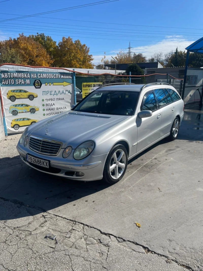 Mercedes-Benz E 320, снимка 10 - Автомобили и джипове - 48004733