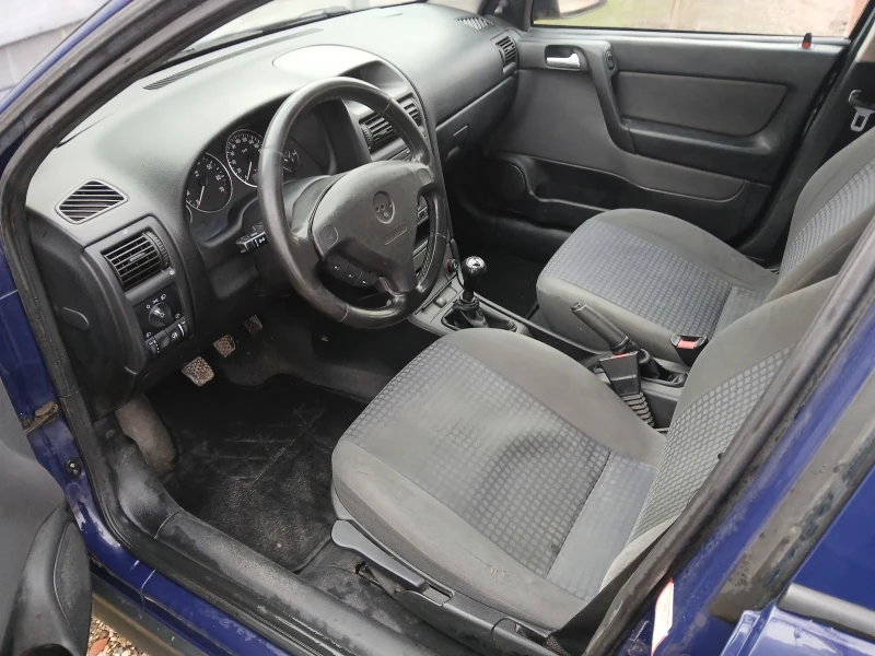 Opel Astra 1.6, снимка 10 - Автомобили и джипове - 48860396