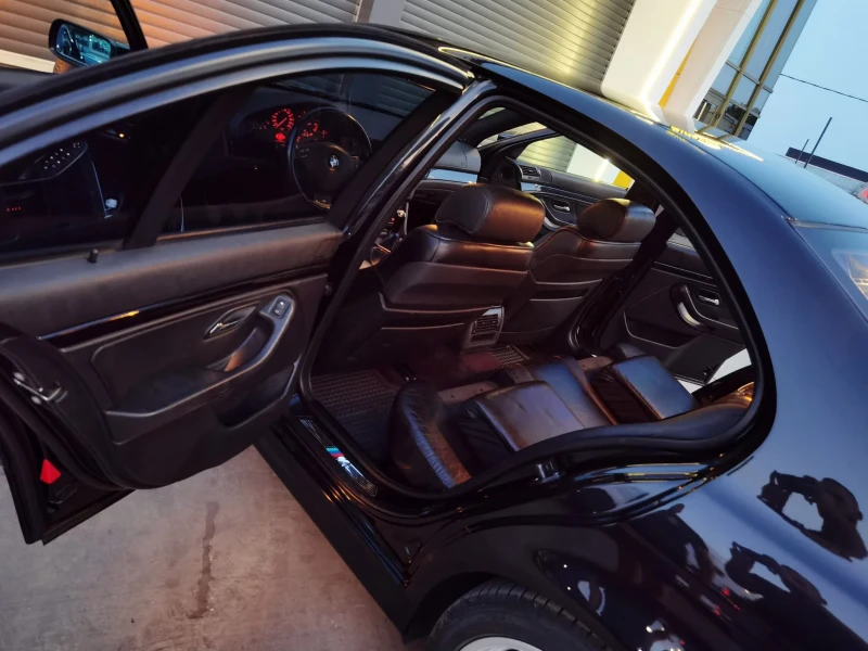 BMW 520 I, снимка 9 - Автомобили и джипове - 52067949