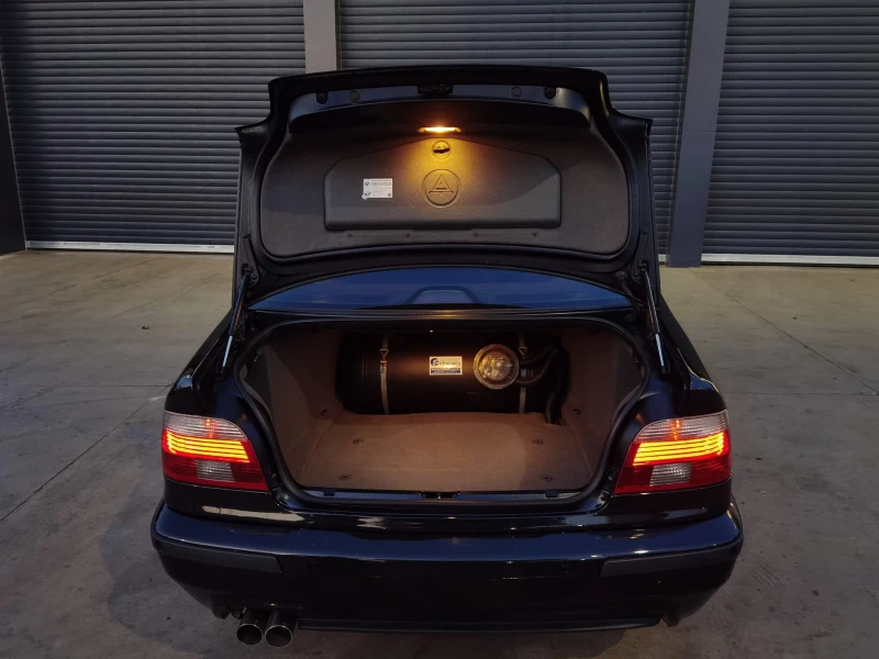 BMW 520 I, снимка 7 - Автомобили и джипове - 52067949