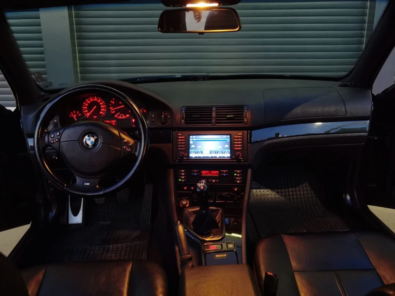 BMW 520 I, снимка 13 - Автомобили и джипове - 52067949