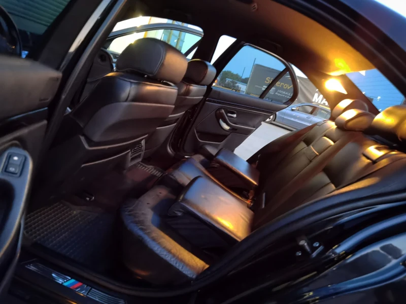 BMW 520 I, снимка 10 - Автомобили и джипове - 52067949