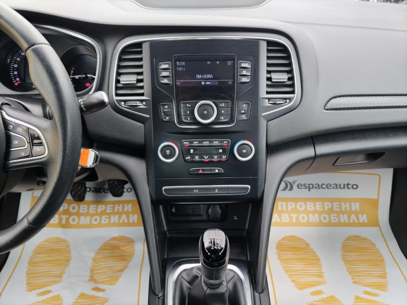 Renault Megane 1.3TCe 140 к.с./Life, снимка 11 - Автомобили и джипове - 51263402