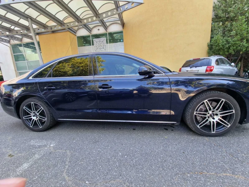 Audi A8 Quattro, снимка 9 - Автомобили и джипове - 51868947