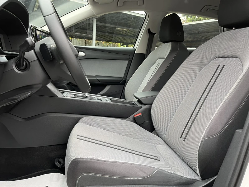Seat Leon 1.5 eTSI STYLE 150 HP DSG, снимка 9 - Автомобили и джипове - 52091656
