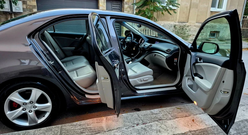 Honda Accord 2.2d-EXECUTIVE- navi- кожа-veriga-6скорости-japan 