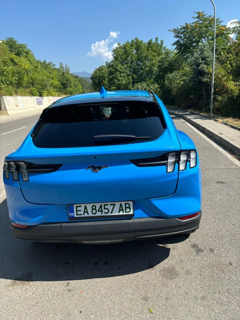 Ford Mustang Mach-E, снимка 2 - Автомобили и джипове - 52275666
