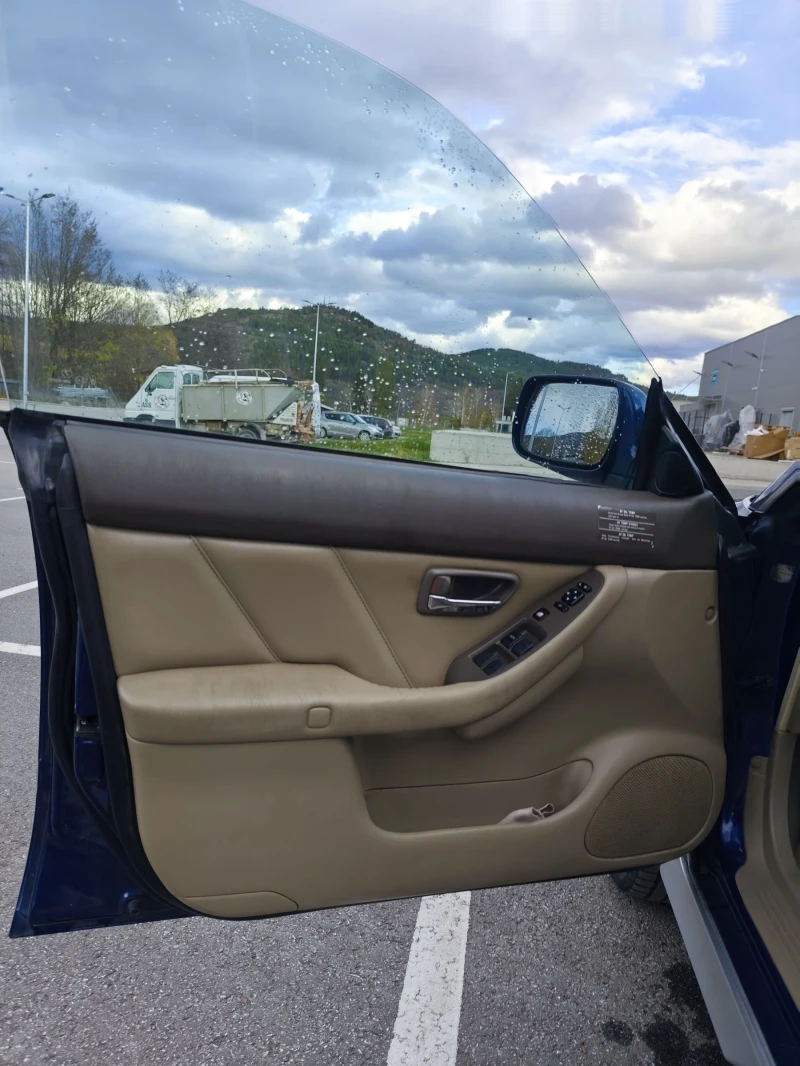 Subaru Outback 3.0 H6, снимка 9 - Автомобили и джипове - 52528842