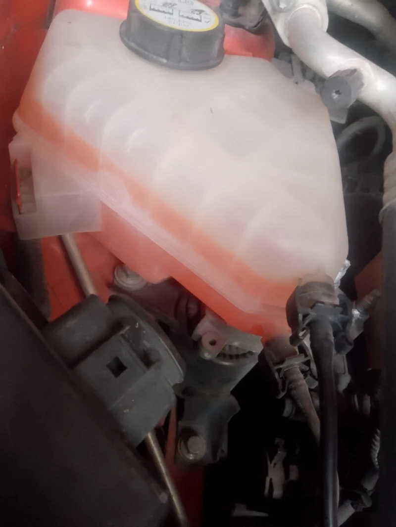 Ford B-Max 1.6TDCI.TITANIUM.LED., снимка 13 - Автомобили и джипове - 53397784