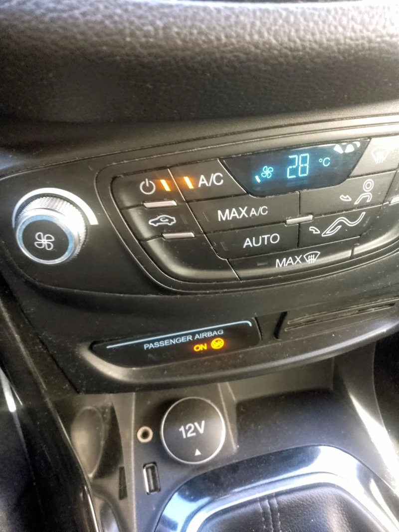 Ford B-Max 1.6TDCI.TITANIUM.LED., снимка 9 - Автомобили и джипове - 52612115