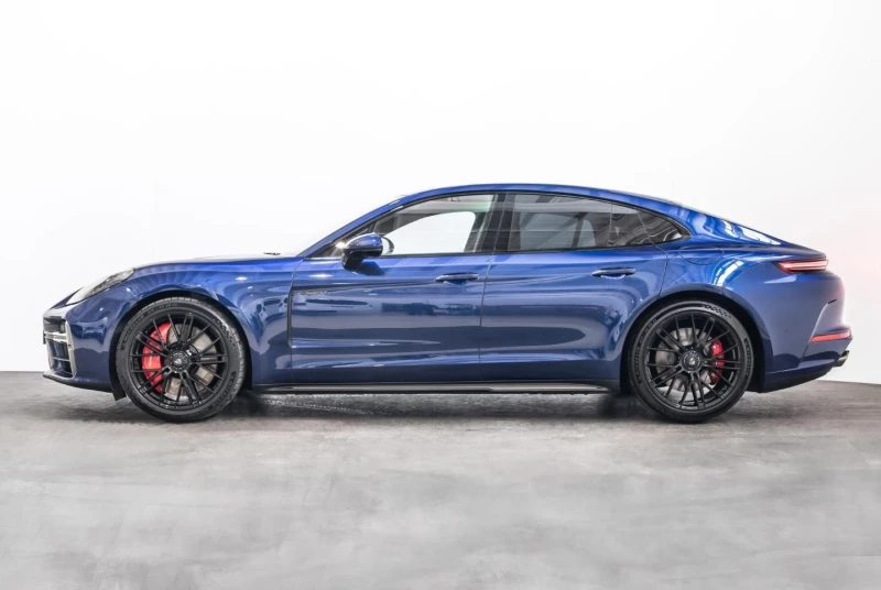 Porsche Panamera TURBO E-HYBRID/FACELIFT/SPORT DESIGN/PANO/MATRIX/, снимка 4 - Автомобили и джипове - 53121684