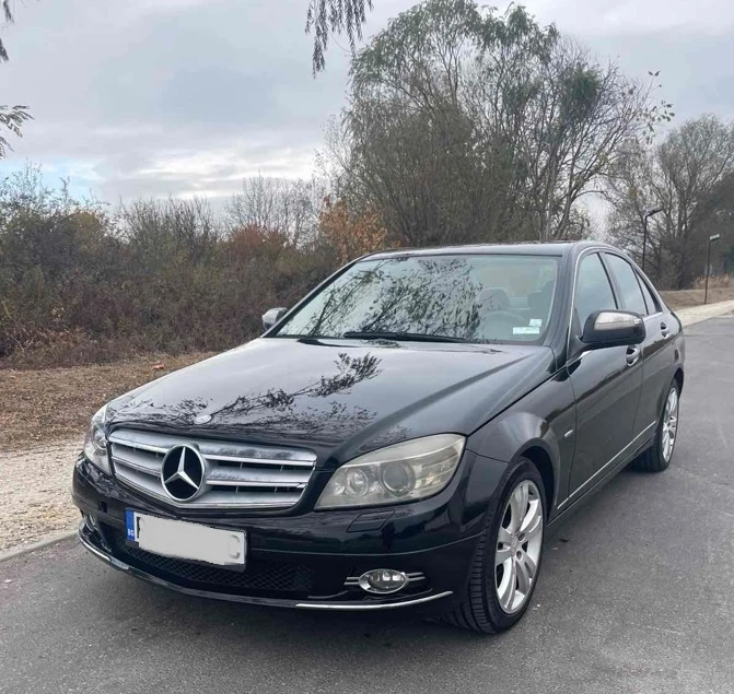 Mercedes-Benz C 200 ГАЗ/БЕНЗИН, снимка 1 - Автомобили и джипове - 47946041