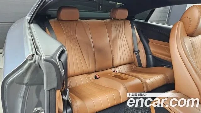 Mercedes-Benz E 220, снимка 10 - Автомобили и джипове - 54779253