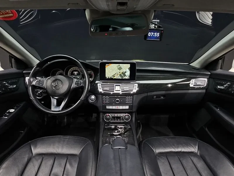 Mercedes-Benz CLS 250 W218 D 4Matic, снимка 7 - Автомобили и джипове - 55952491