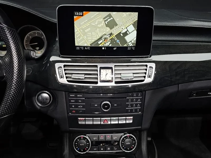 Mercedes-Benz CLS 250 W218 D 4Matic, снимка 14 - Автомобили и джипове - 55952491
