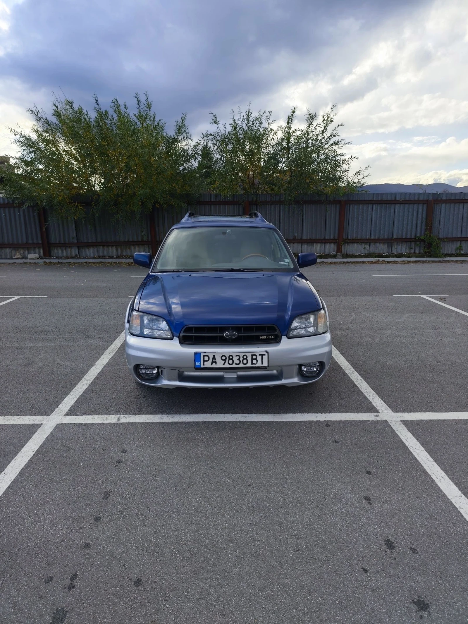 Subaru Outback 3.0 H6, снимка 1