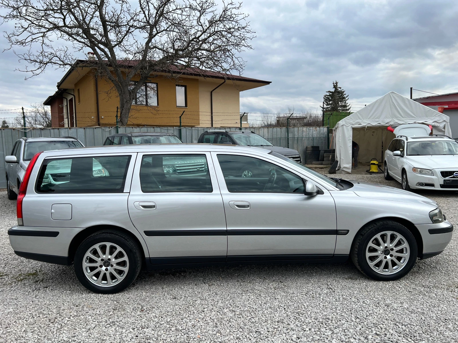 Volvo V70 АВТОМАТИК 2.4* ШВЕЙЦАРИЯ*  - изображение 4