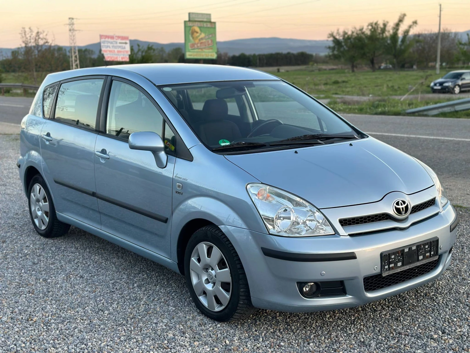 Toyota Corolla verso 1.8i* Германия* Бензин* Климатик* 7м* Топ - изображение 3