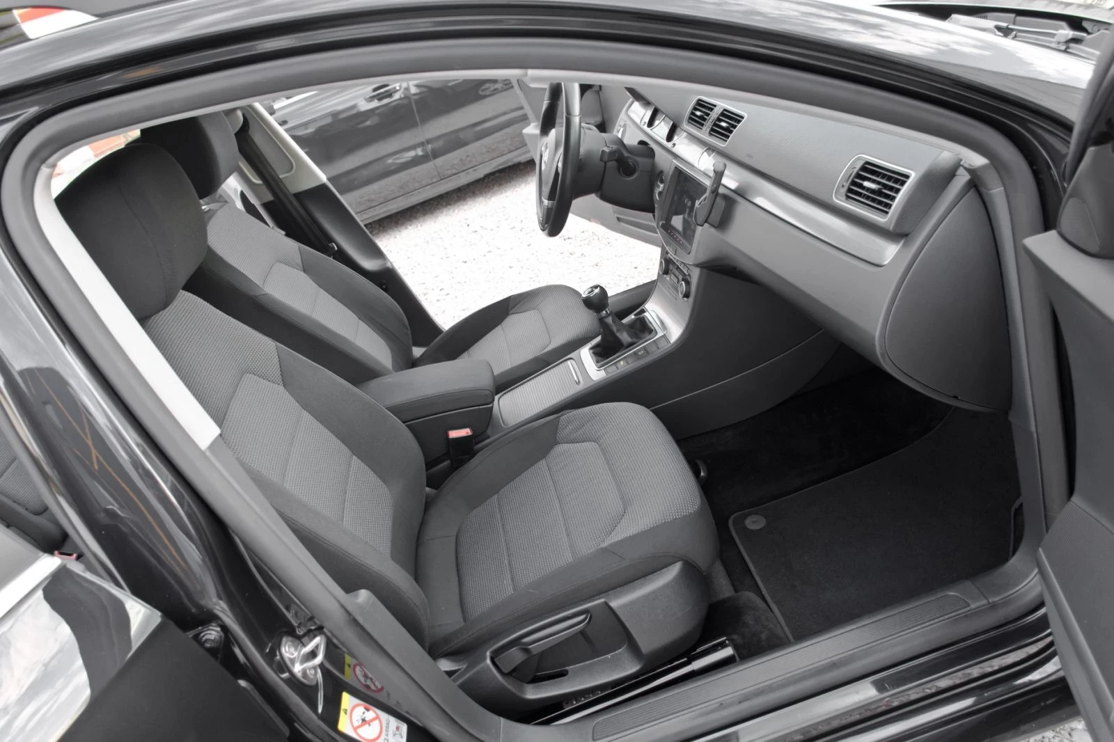 VW Passat 2.0 tdi - изображение 10