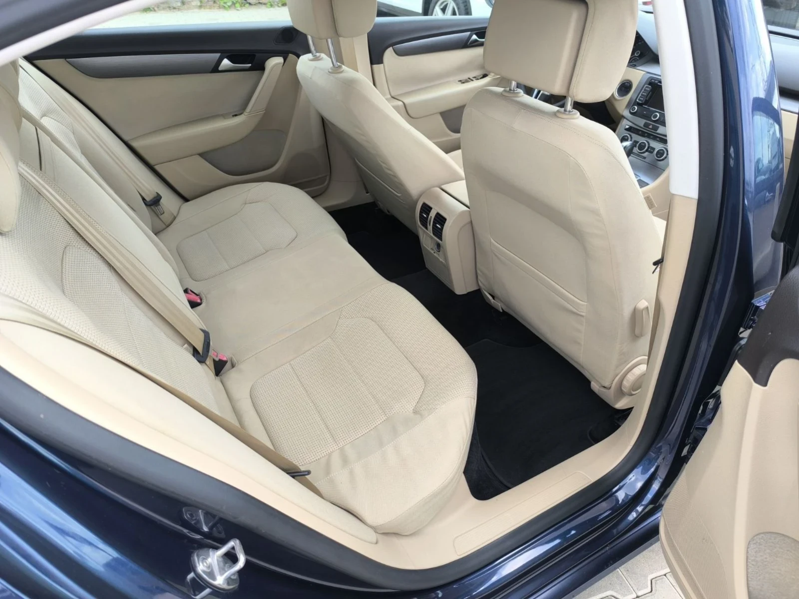 VW Passat B7 1.4i EcoFuel(CNG)150hp Euro5B    | Mobile.bg   11