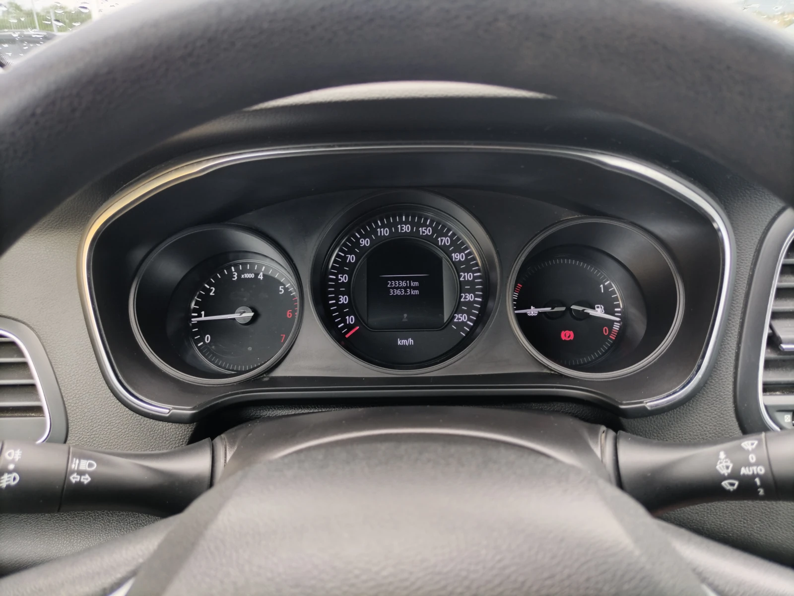 Renault Megane 1.3TCe 140 �.�./Life | Mobile.bg � ����������� 10