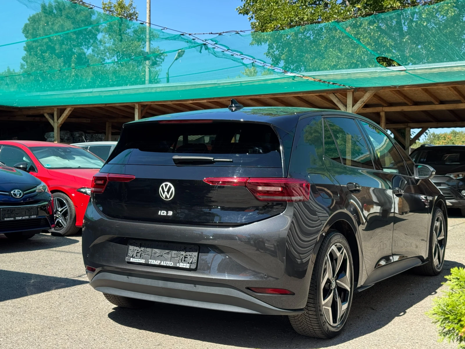 VW ID.3 150 kW* ПЪЛНА СЕРВИЗНА ИСТОРИЯ С ВАЛИДНА ГАРАНЦИЯ - изображение 3