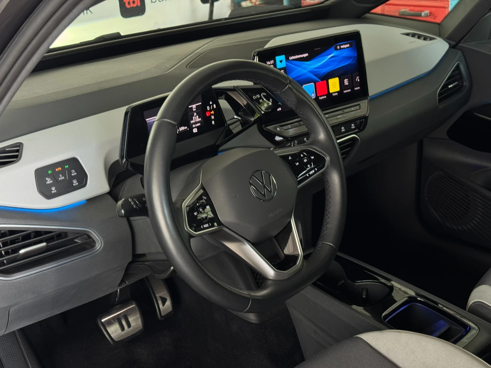 VW ID.3 150 kW* ПЪЛНА СЕРВИЗНА ИСТОРИЯ С ВАЛИДНА ГАРАНЦИЯ - изображение 9