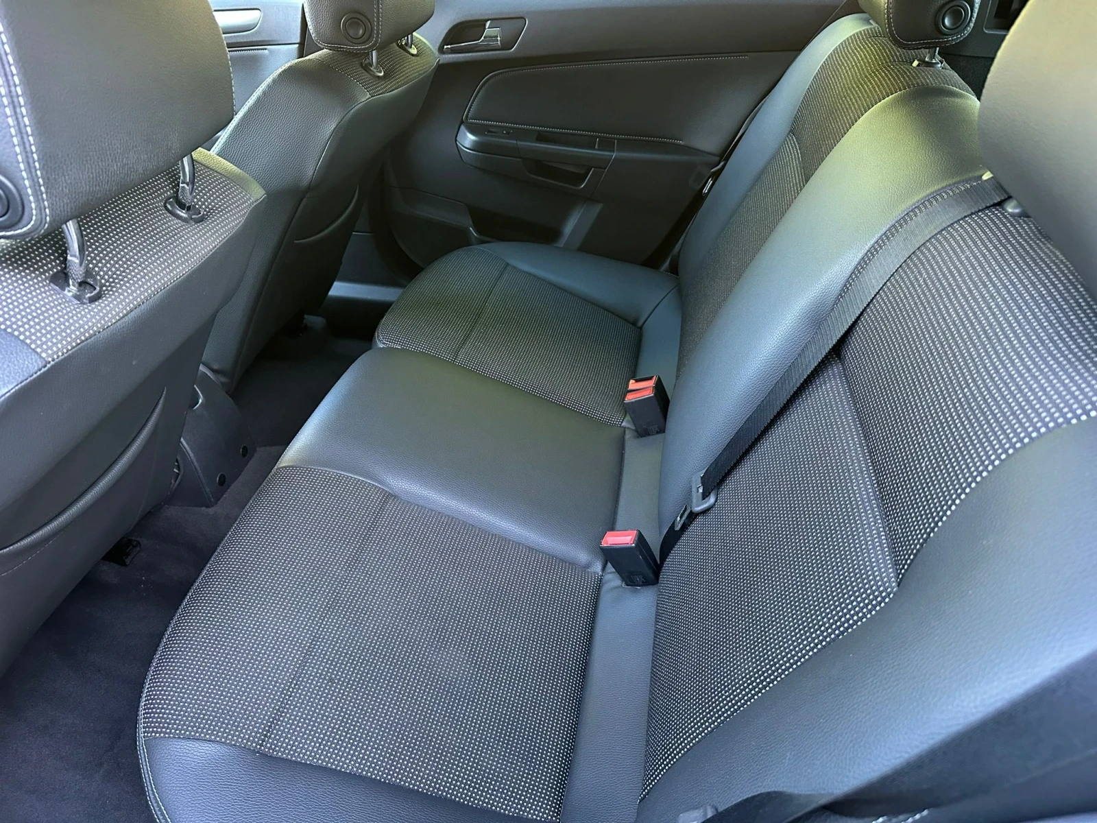 Opel Astra 1, 700CDTI/FACE/ EURO4  | Mobile.bg   11