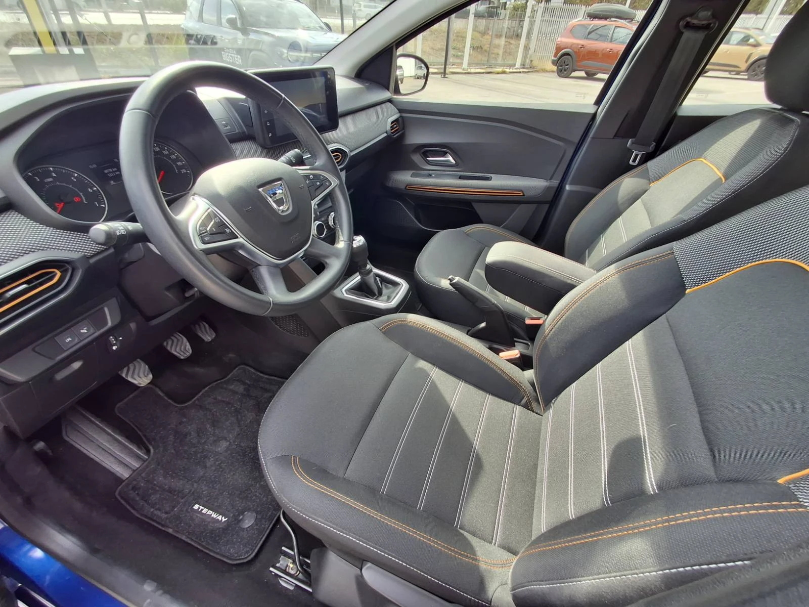 Dacia Sandero Stepway TCe 100 к.с. ECO-G S&S BVM6 | Mobile.bg — изображение 11