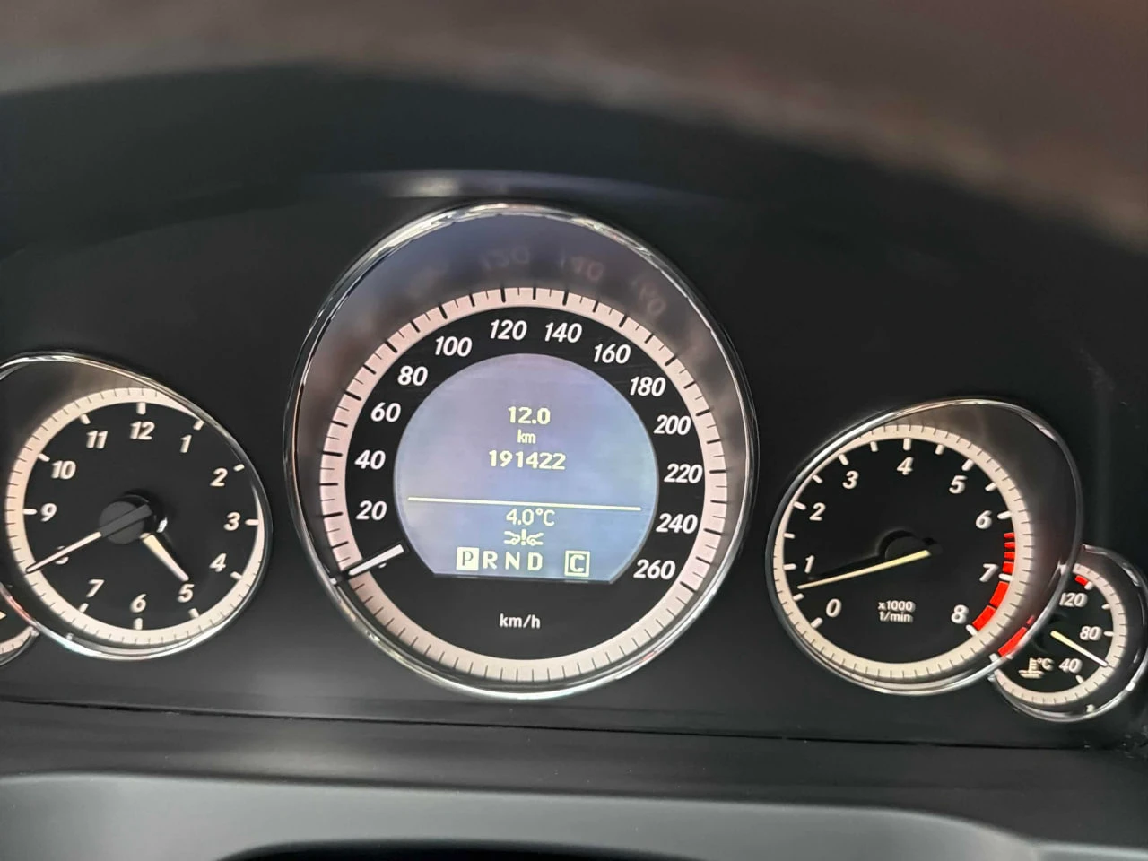 Mercedes-Benz E 350 * FULL AMG PACK* ПОДГРЕВИ* ОБДУХВАНЕ* ПАМЕТ* КАМЕР - изображение 8