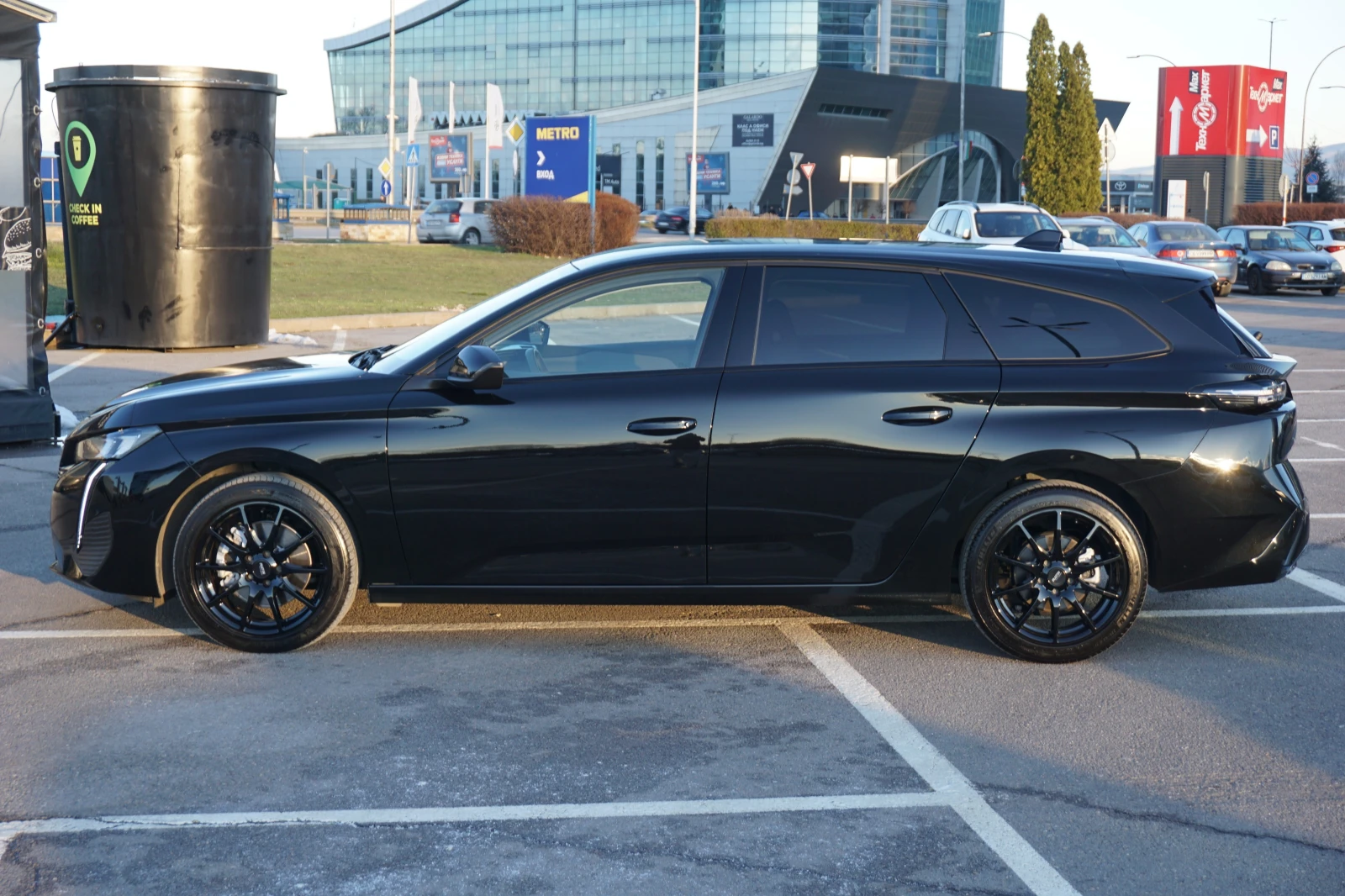 Peugeot 308 * 1.5 HDI* ALLURE* DISTRONIC* KEYLESS* CARPLAY*  - изображение 4