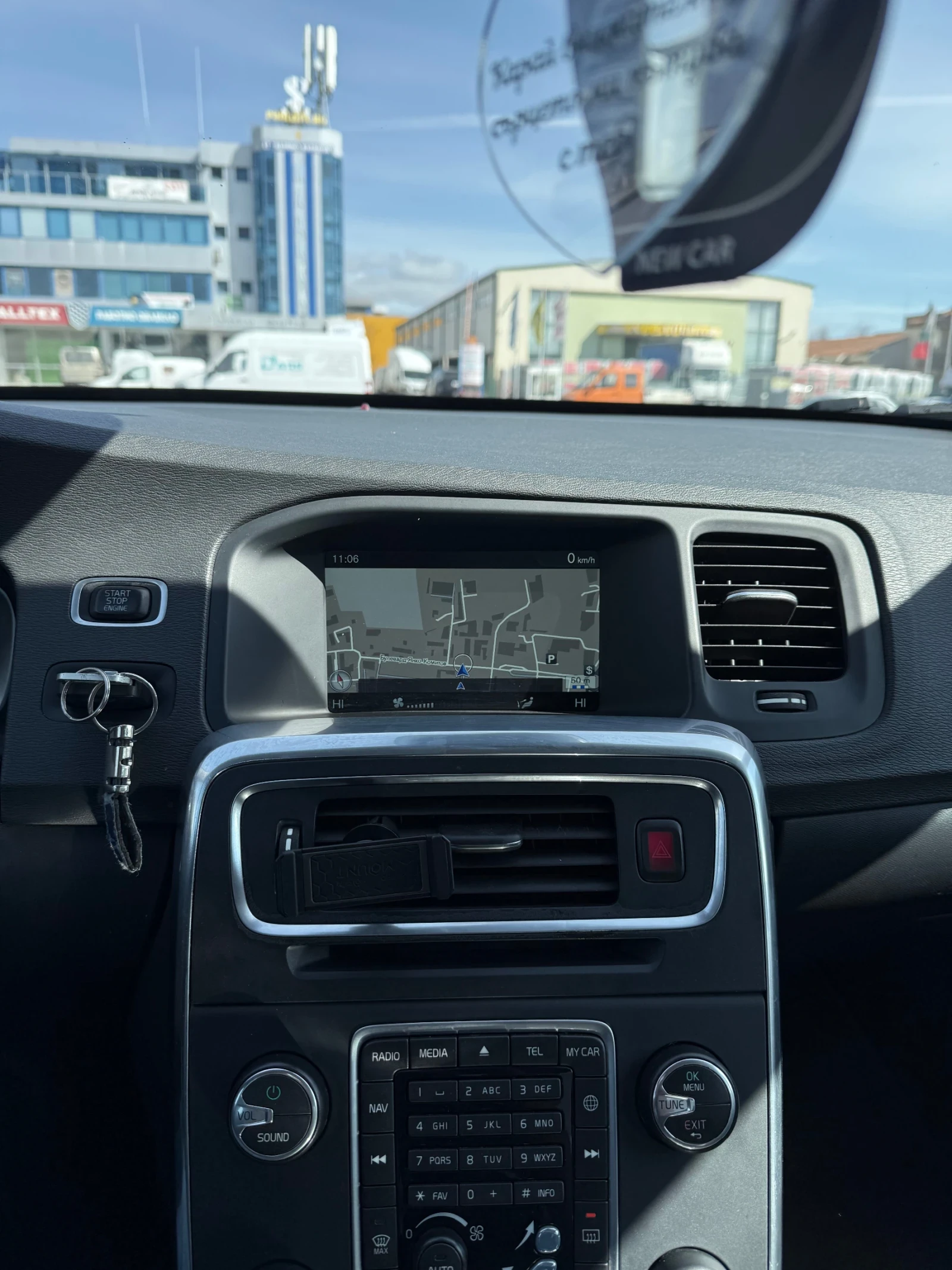 Volvo S60 2.0d D3 Топ състояние!!!, снимка 12 - Автомобили и джипове - 53754297