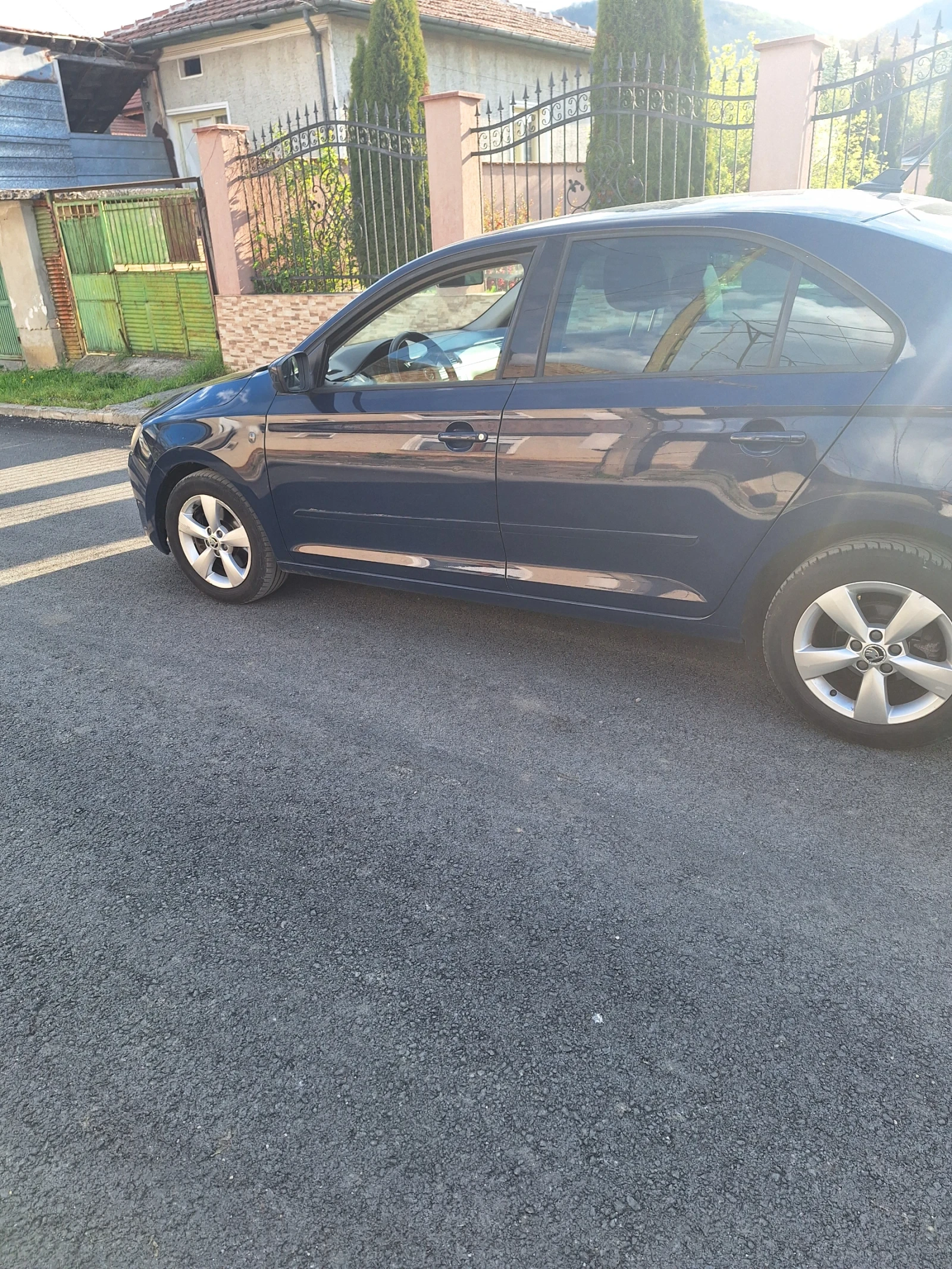 Skoda Rapid, снимка 5 - Автомобили и джипове - 54238655