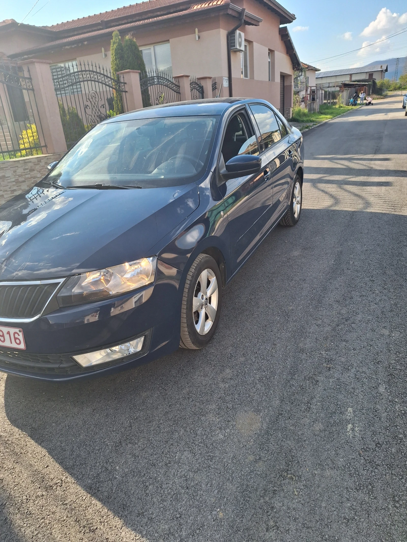 Skoda Rapid, снимка 4 - Автомобили и джипове - 54238655