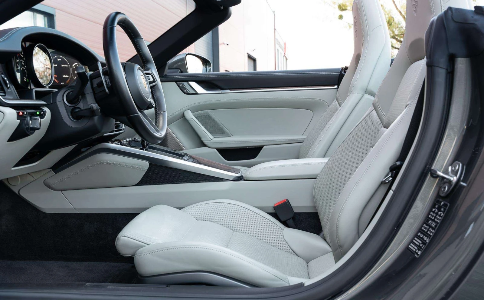 Porsche 911 Carrera 4S Cabrio, снимка 7 - Автомобили и джипове - 54356441